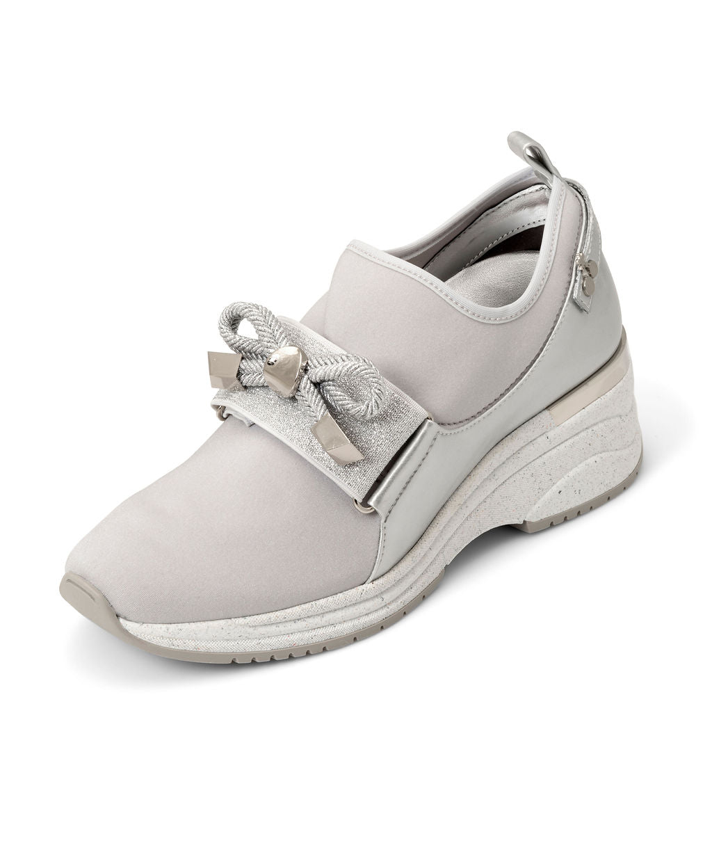 Sundaes | Lycra & Wine Grapes ^ Cup