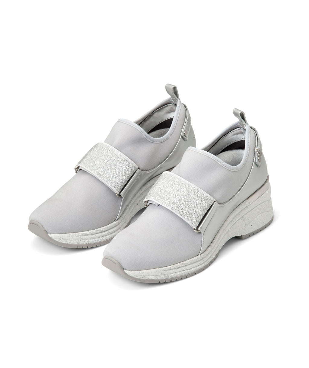 Sundaes | Lycra & Wine Grapes ^ Cup