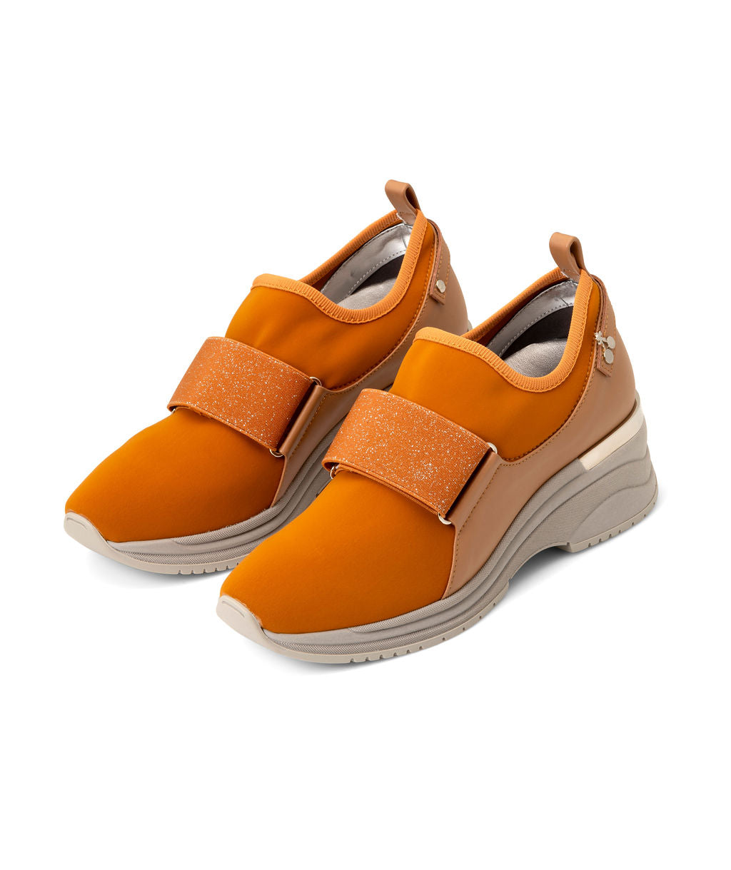 Sundaes | Recycled Lycra & Wine Grapes ^ Cup