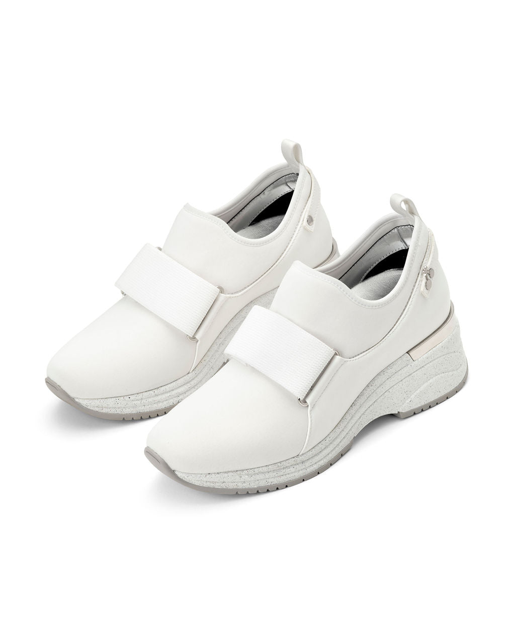 Sundaes | Recycled Lycra & Wine Grapes ^ Marshamllow Cup